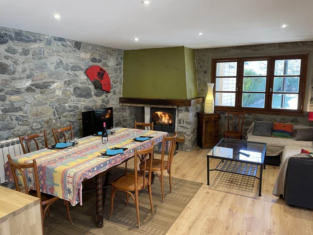 Cozy Apartment, Pyren'Escape